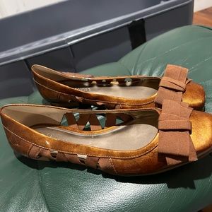 Womens dark caramel colored flats